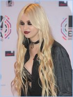 Taylor Momsen Nude Pictures