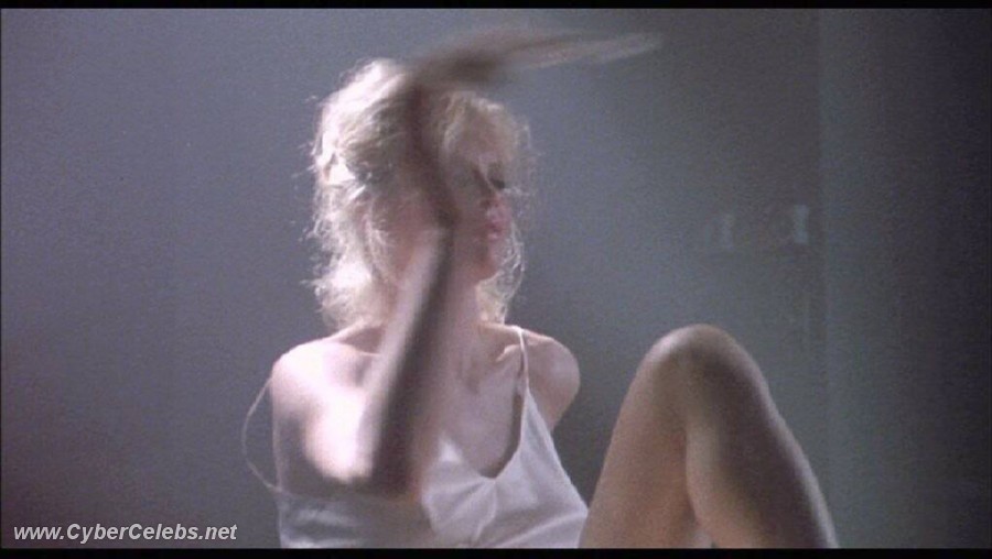 Kim Basinger Sex Pictures Ultra Free Celebrity Naked Photos And Vidcaps